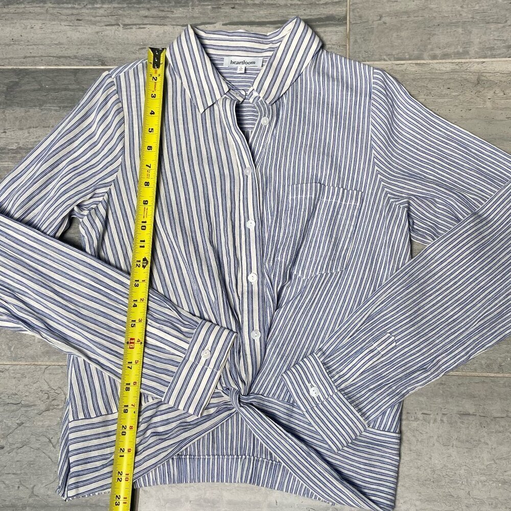 Heartloom Twist Front Hem Button Down Shirt Blue White Striped Blouse Size Small - Picture 4 of 8